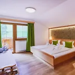 Panorama Guggenbichl - Inkl Sommerkarte, Einmaliger Eintritt Ins Tauern & Bester Ausblick Ueber * Kaprun