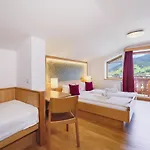 Panorama Guggenbichl - Inkl Sommerkarte, Einmaliger Eintritt Ins Tauern & Bester Ausblick Ueber Apartament *