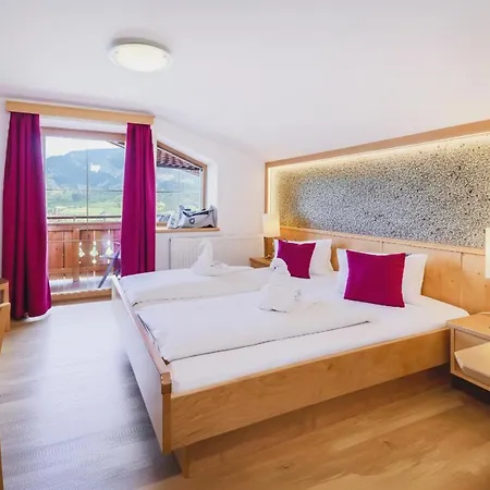 Apartmán Panorama Guggenbichl - Inkl Sommerkarte, Einmaliger Eintritt Ins Tauern & Bester Ausblick Ueber