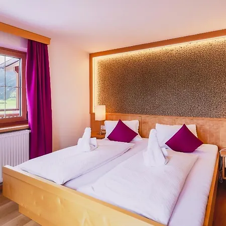 Panorama Guggenbichl - Inkl Sommerkarte, Einmaliger Eintritt Ins Tauern & Bester Ausblick Ueber Apartmán
