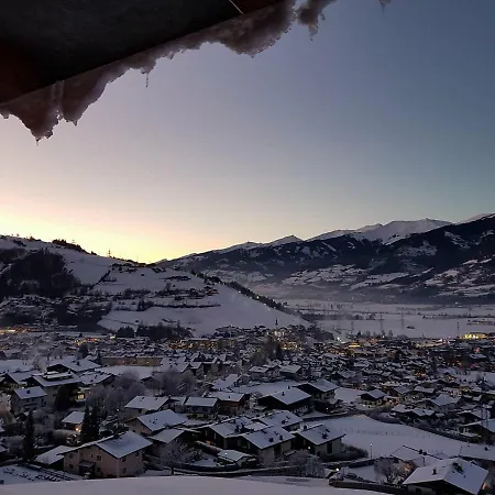 Daire Panorama Guggenbichl - Inkl Sommerkarte, Einmaliger Eintritt Ins Tauern & Bester Ausblick Ueber
