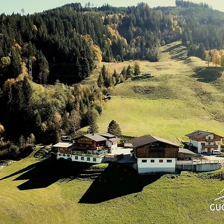 Апартаменти Panorama Guggenbichl - Inkl Sommerkarte, Einmaliger Eintritt Ins Tauern & Bester Ausblick Ueber