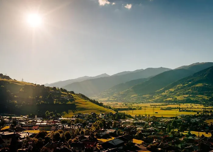 Διαμέρισμα Panorama Guggenbichl - Inkl Sommerkarte, Einmaliger Eintritt Ins Tauern & Bester Ausblick Ueber